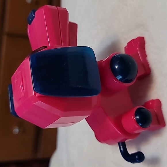 2002 McDonalds SEGA Toys Robo Poo Chi Pets Pink Dog 4 1/2 in high (not working) - Picture 4 of 5